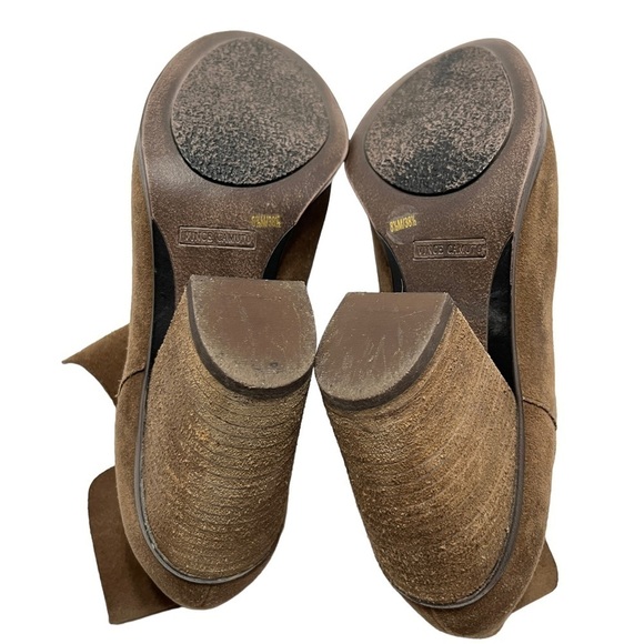 Vince Camuto Helyn Dark Tan Suede Stacked Heel Split Ankle Boots Size 8.5 - Picture 9 of 14